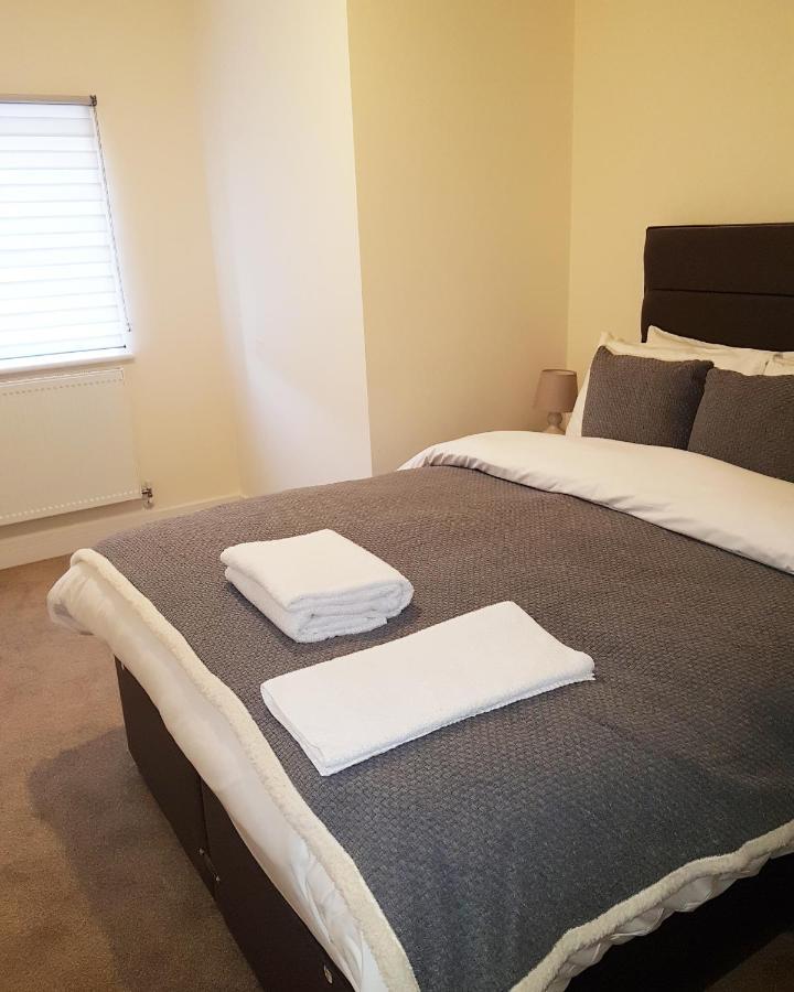 Ybc Court, Aldershot Apartment Ngoại thất bức ảnh