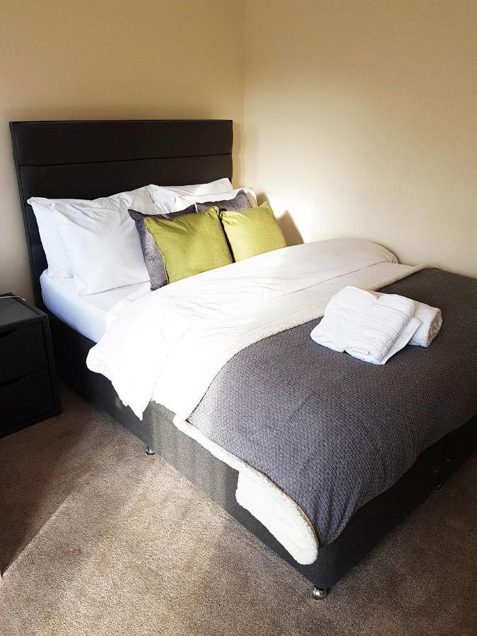 Ybc Court, Aldershot Apartment Ngoại thất bức ảnh